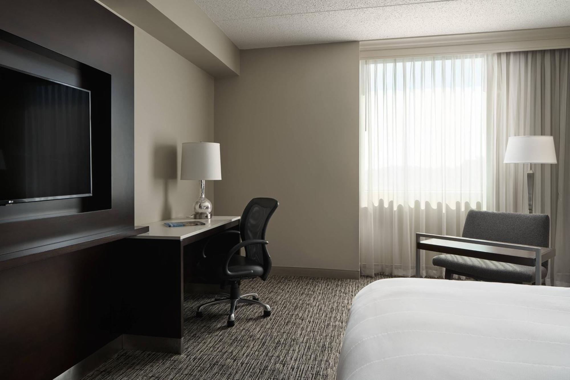 Cleveland Marriott East Hotell Warrensville Heights Exteriör bild